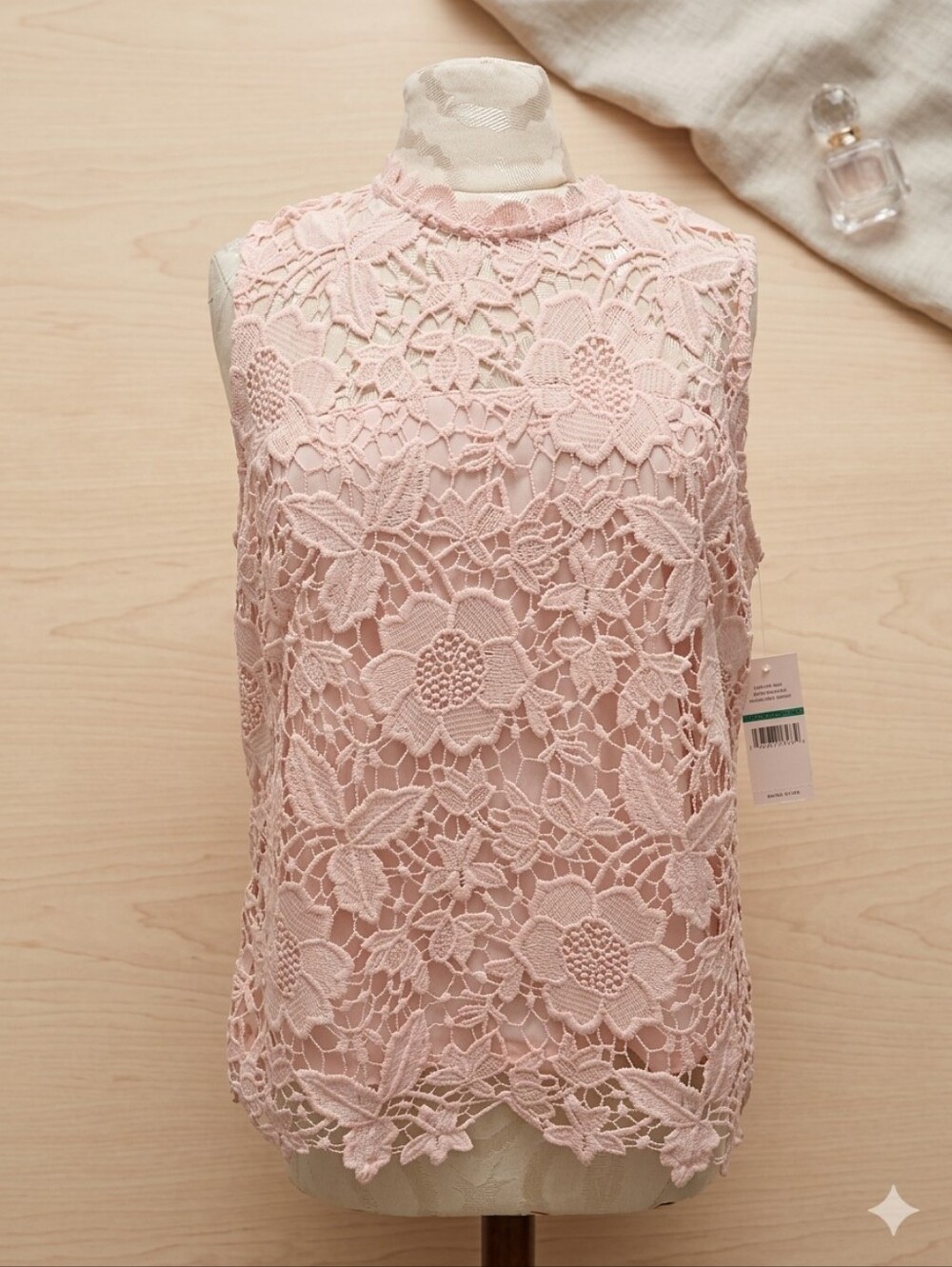 Nanette Lepore NWT Sleeveless Pink Floral Lace Top, Size Large
